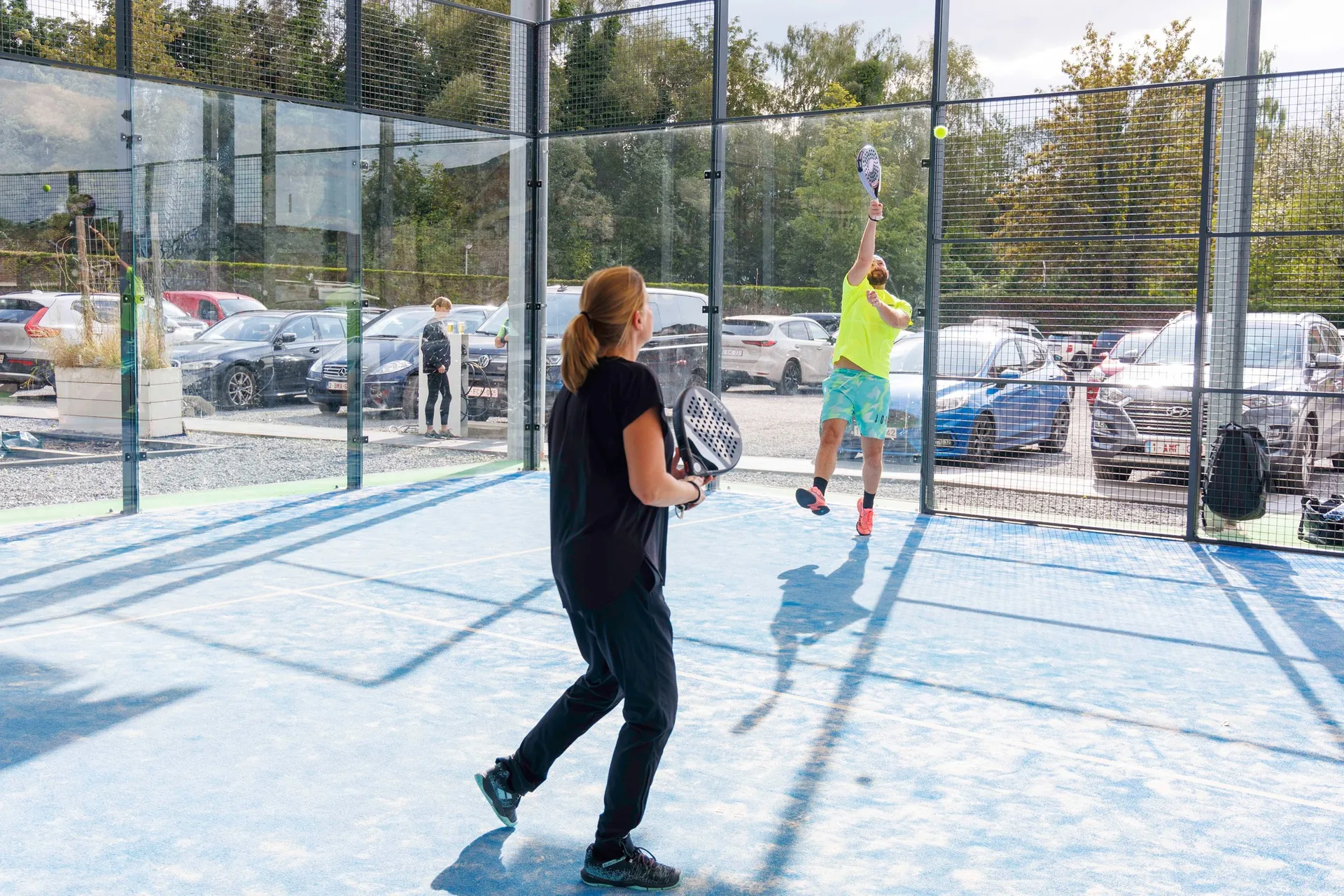 padel à l'Aramis Club, Mons